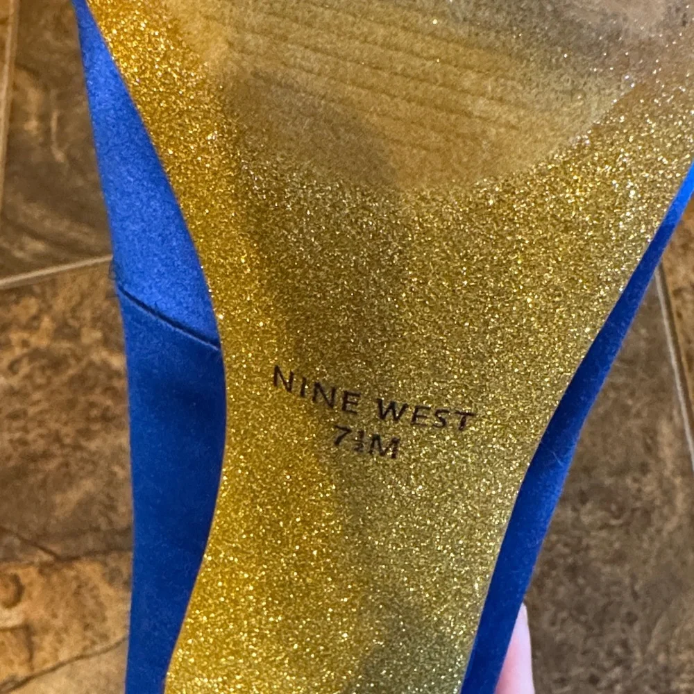 Nine West Royal Blue Satin Heels - Picture 2 of 10
